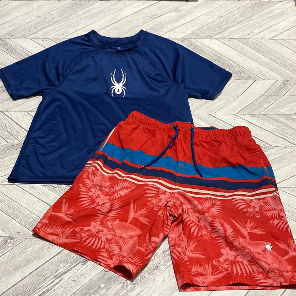 SPYDER TWO PIECE SWIN T-SHIRT & SHORTS SIZE M (10-12)GREAT CONDITION